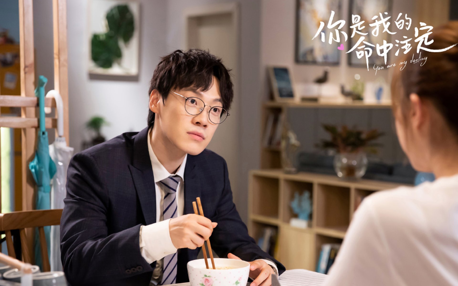 “明星投手再创奇迹，完美无失分助力球队升至榜首”