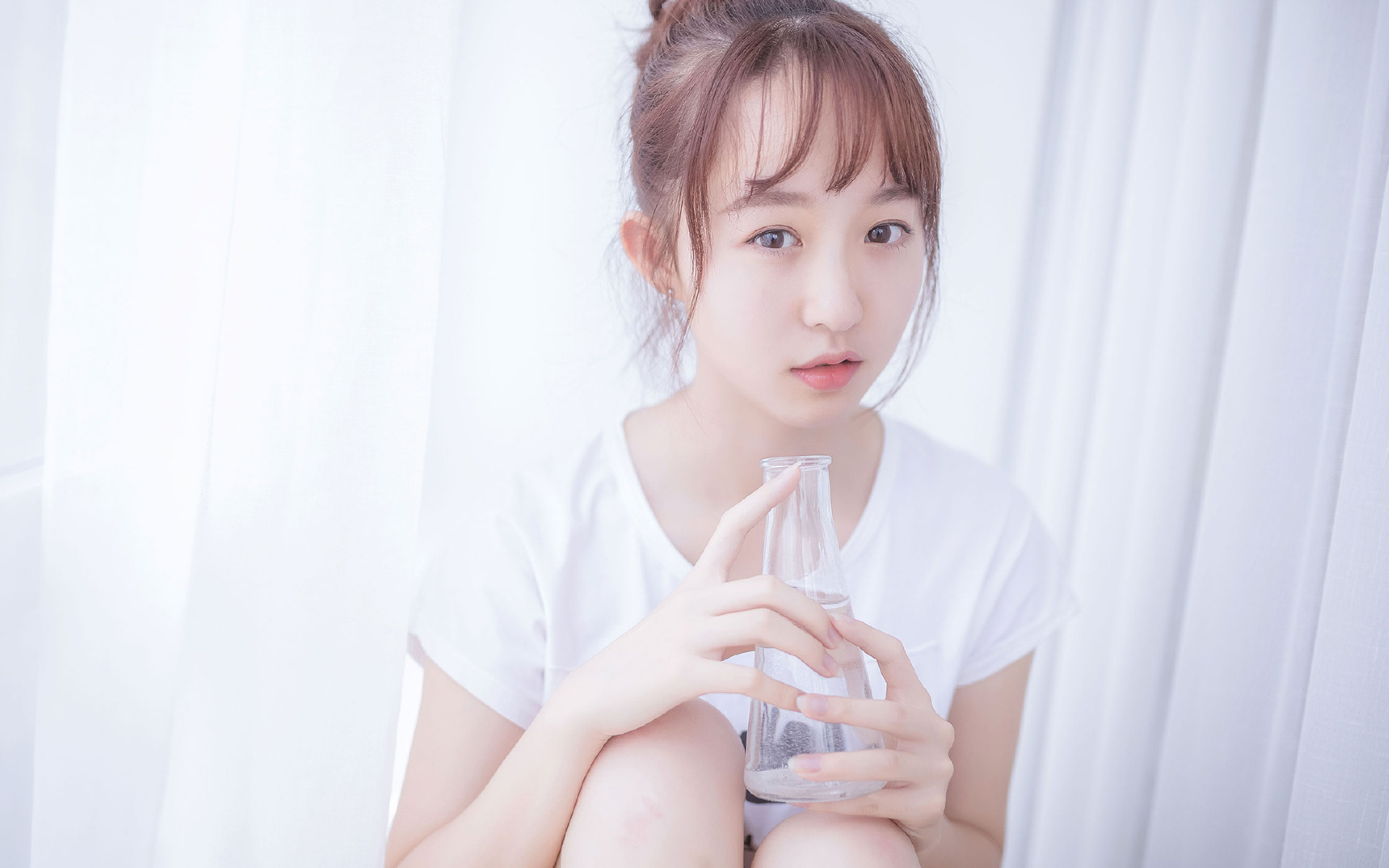 亚洲女篮世界杯预选赛中，中国队、韩国队激烈对抗，争夺唯一直通名额